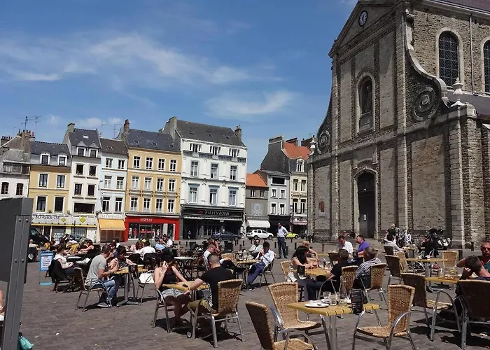 Appartement Moderne Centre-Ville, Proche Remparts